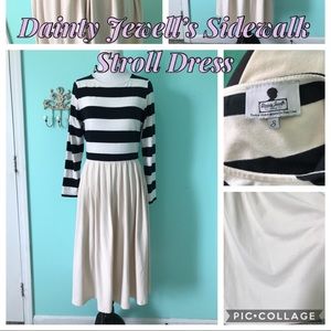 Dainty jewell’s sidewalk stroll midi dress
